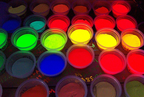 Custom fluorescent formulations